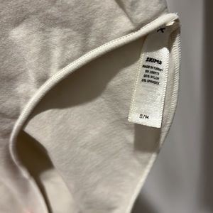 NWOT Skims essential scoop neck bodysuit